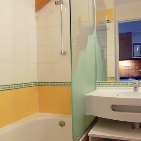 Duplex 2 Pieces, Balcon Sud, Pied Des Pistes, Famille, 5 Pers, - Fr-1-182-115 Apartment